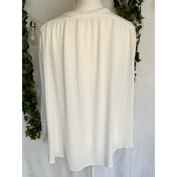 Altar'd State Oversized White Rayon Long Sleeve Half Button Up Top Women's Small - Picture 7 of 11